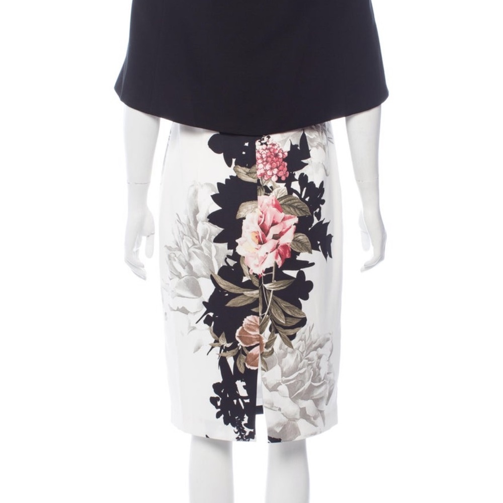 Black halo sheath floral cocktail dress - Picture 2 of 7
